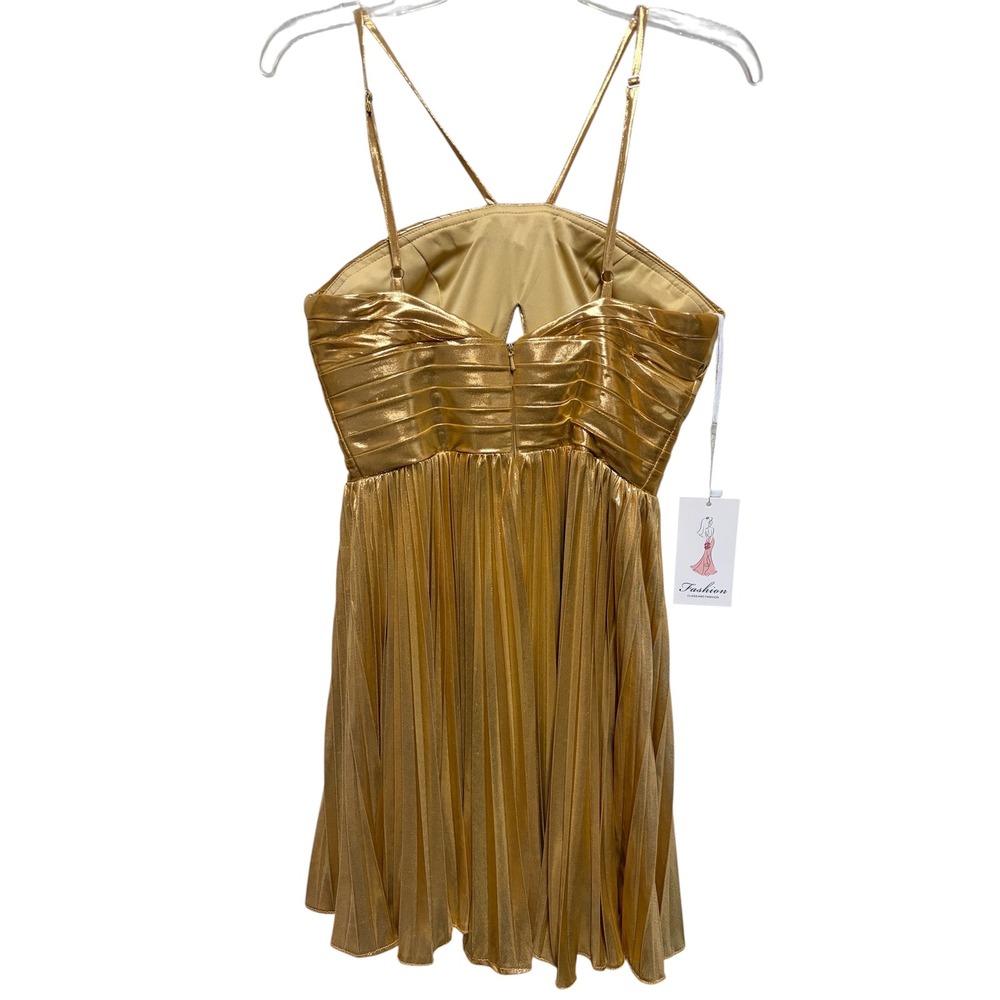 Fashion Class and Fashion Metallic Gold Pleated Mini Dress Size 4‎ NWT 3372222 - Picture 2 of 11